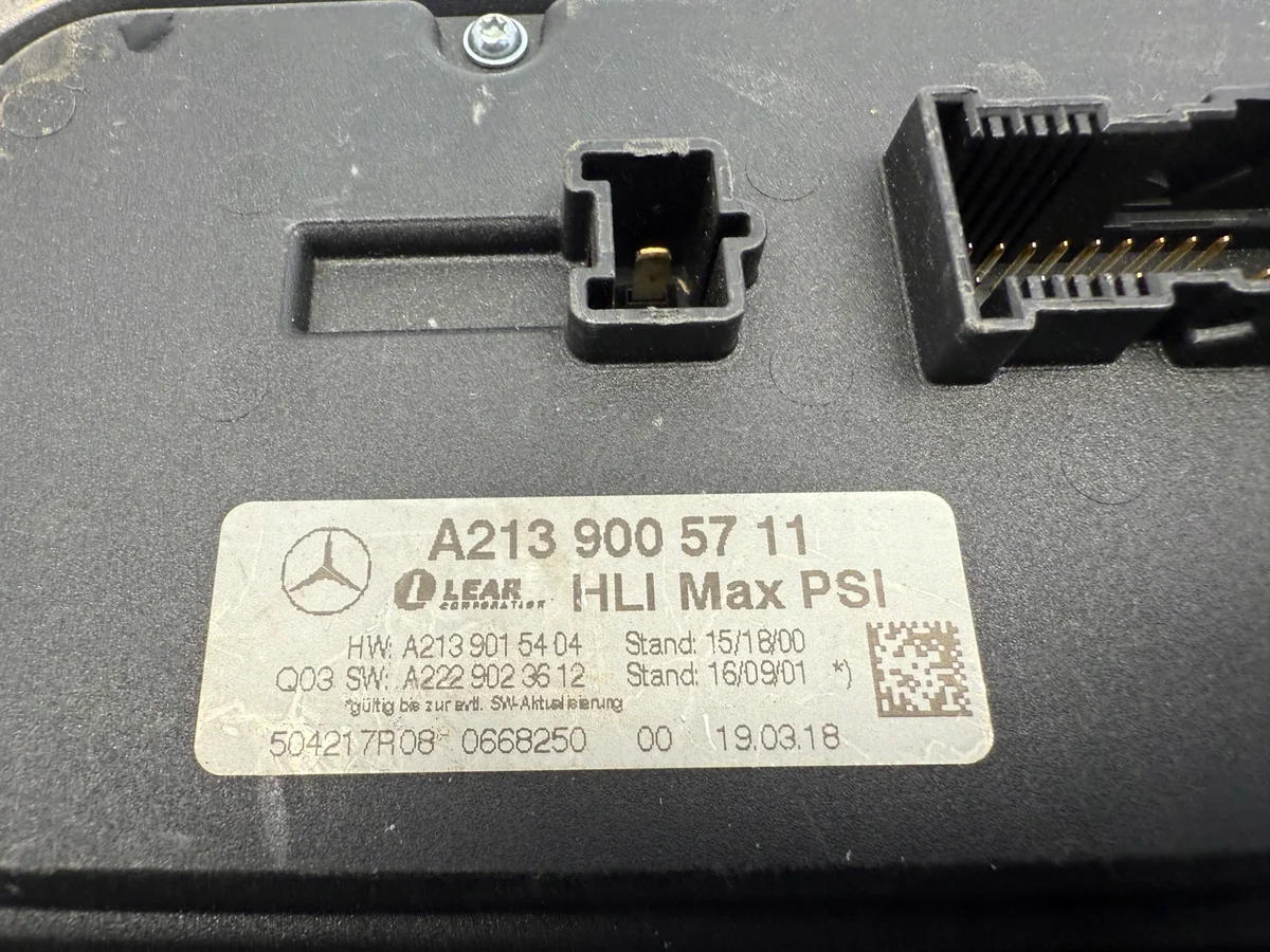 Moduuli muunnin Mercedes A2139005711