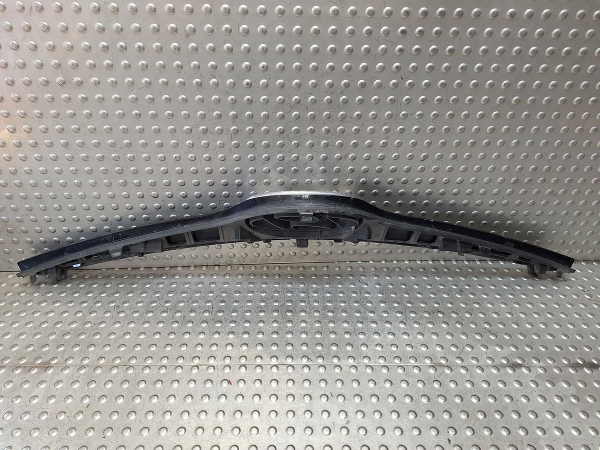 Kühlergrill Hyundai i20 I 12-14 gebraucht image 3