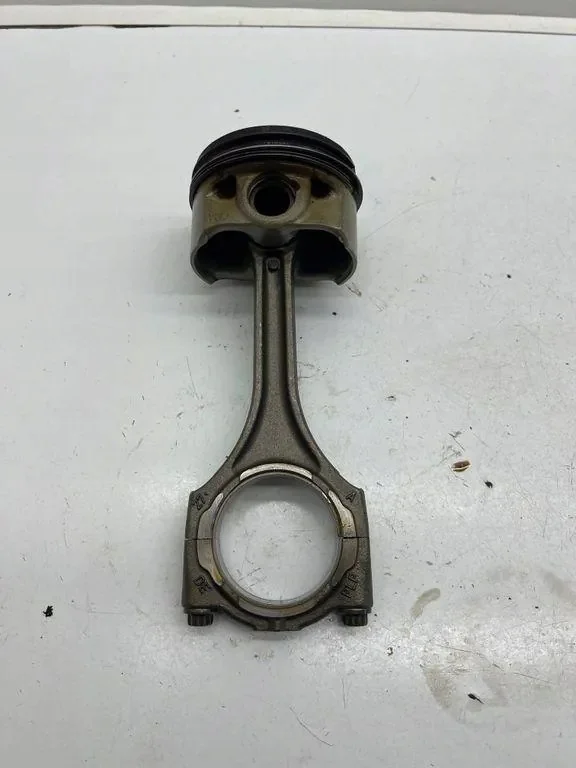 Piston AUDI A5 (8T3) 1.8L 125kW 1295