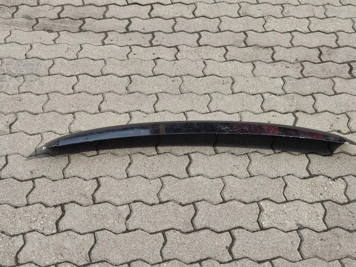 Spoiler Volkswagen OE 7L6827933C image 6