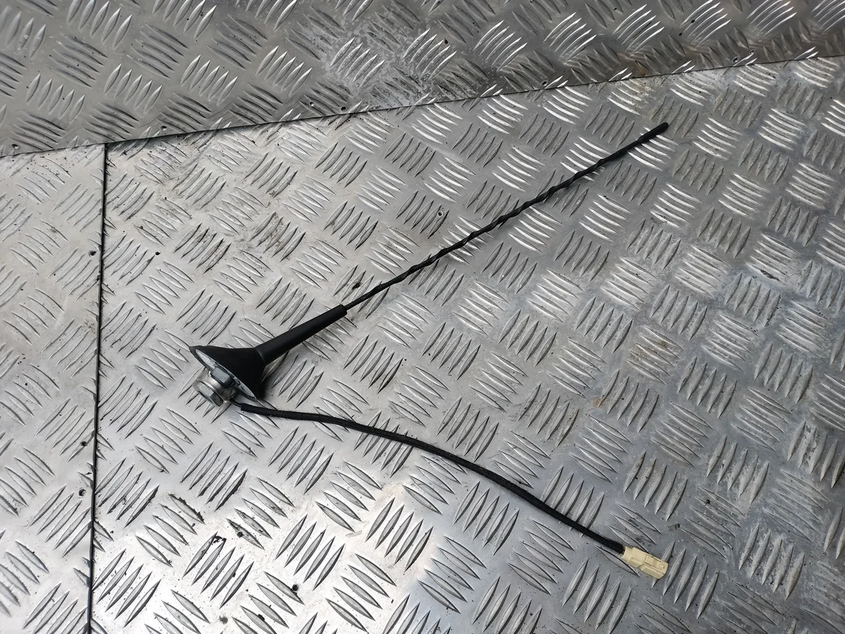Antenne de toit Renault Trafic II Vivaro A