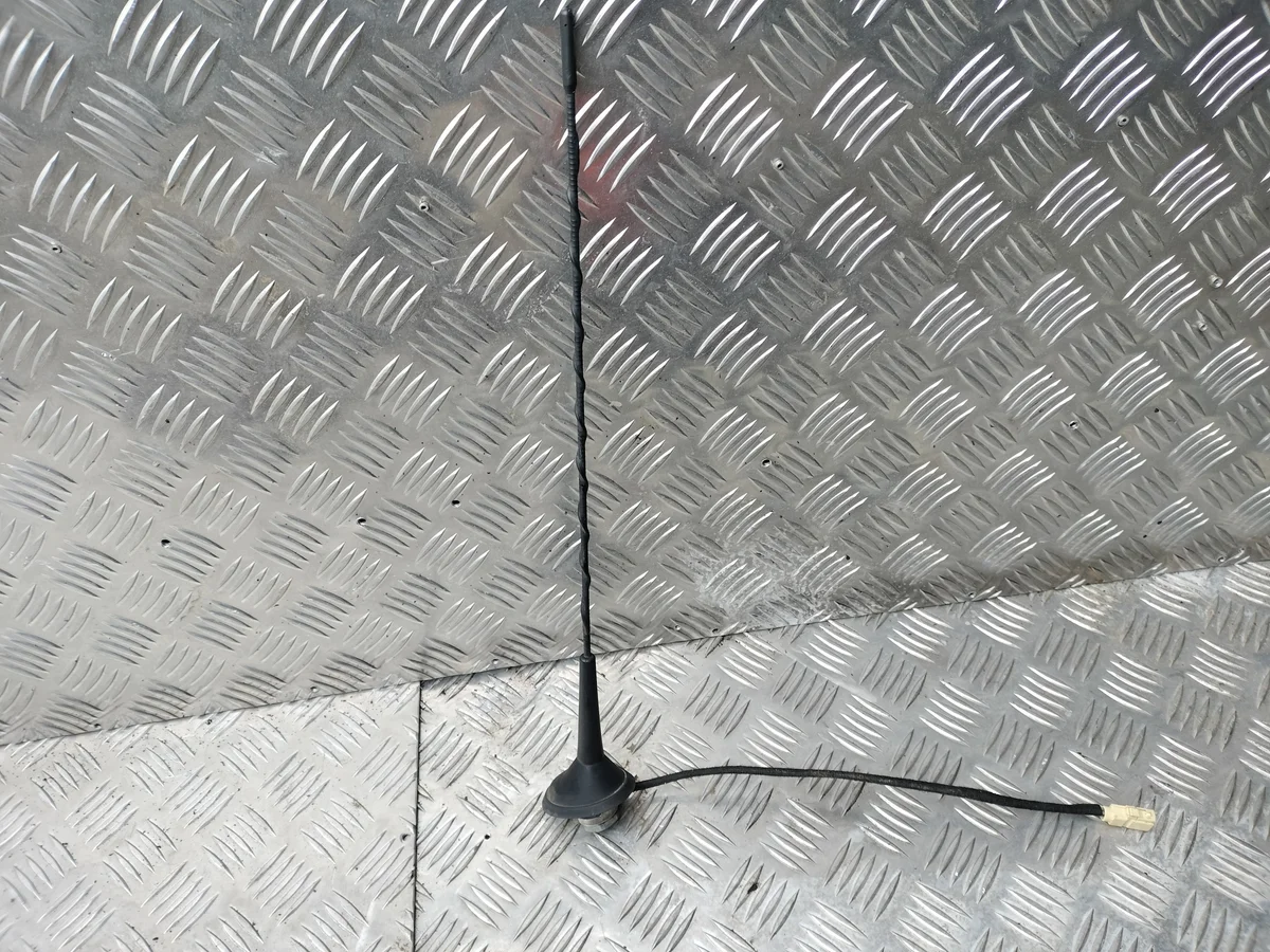 Antenna Tetto Renault Trafic Vivaro A 01-14 Usata