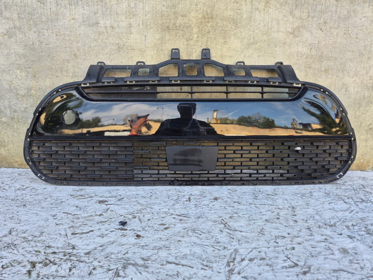 Kia Picanto 3 Front Bumper Grille Used
