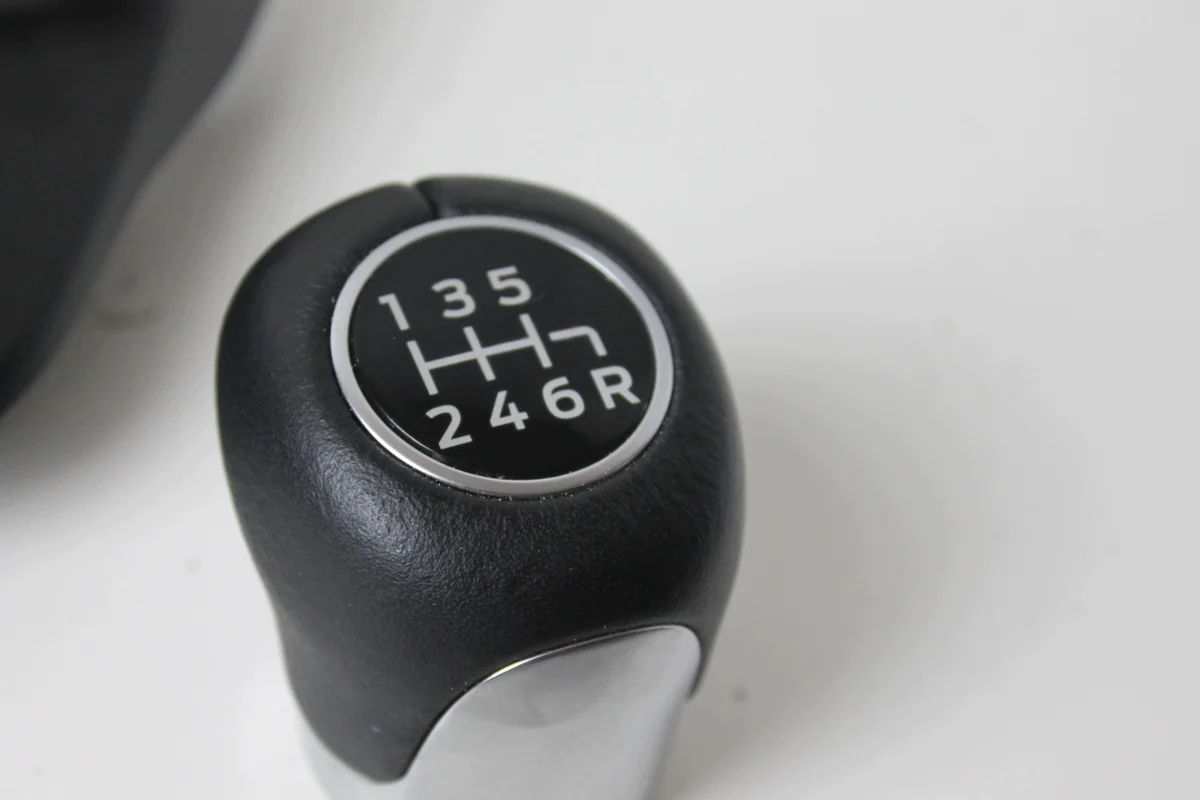 Ford Kuga Mk3 Gear Shift Knob Boot image 3