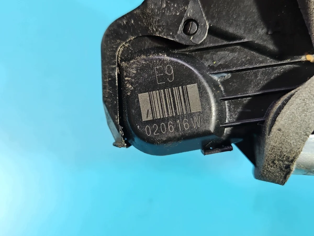 Schloss vorne links Honda Civic IX 7 Pin image 8