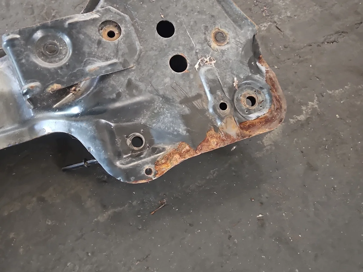 Berço Motor Opel Corsa D 1.3 CDTI Usado image 4