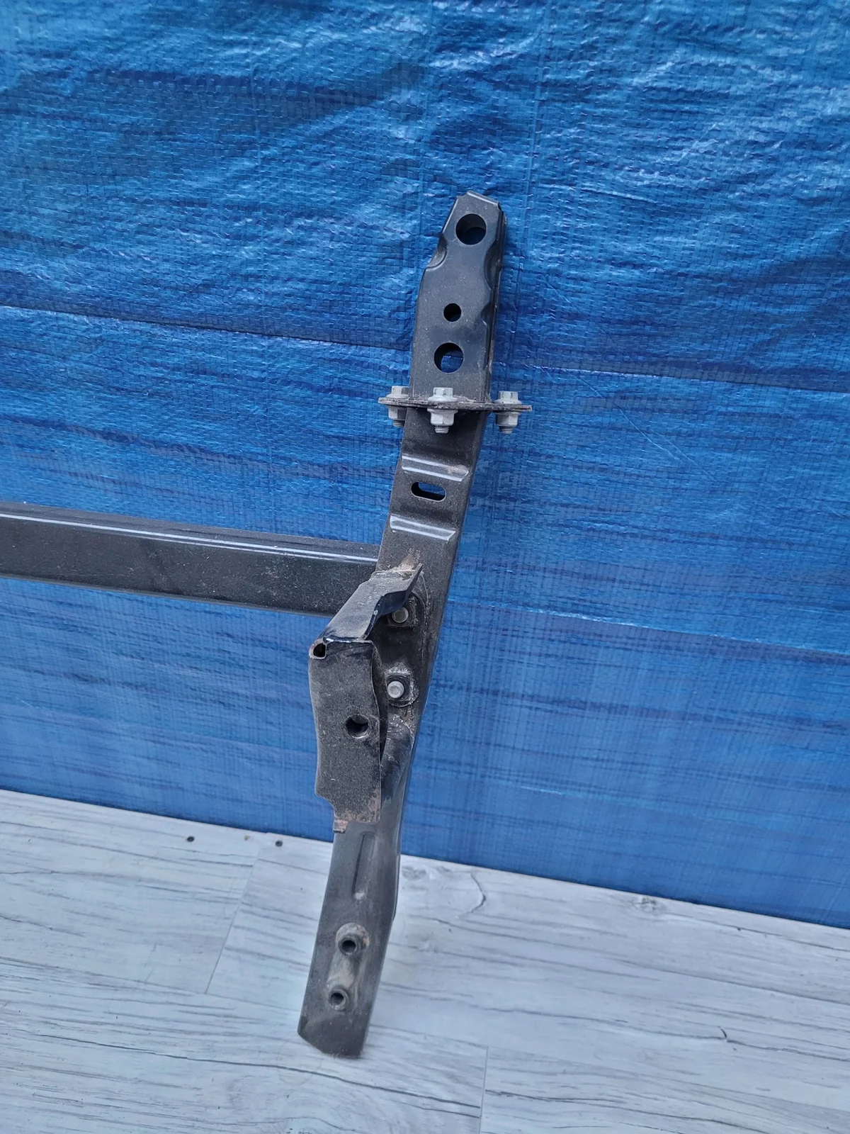 MG OE 10509408 Crumple Zone Bracket Used image 4