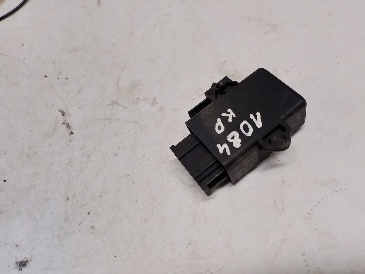Audi VW sätesvärmesrelä 1K0959772 image 3