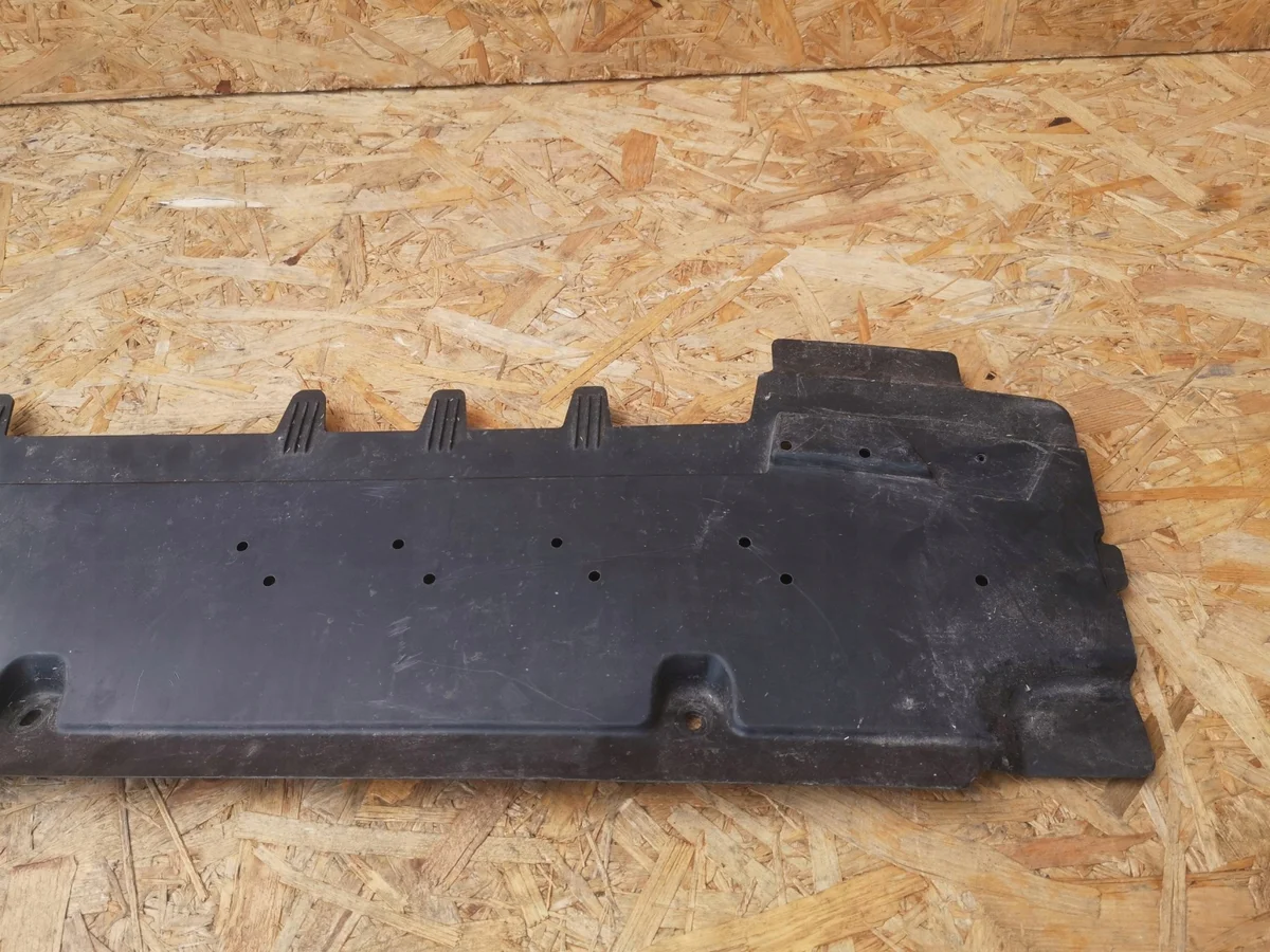 Audi SQ3 83A Unterstoßstange Abdeckung 83A807611