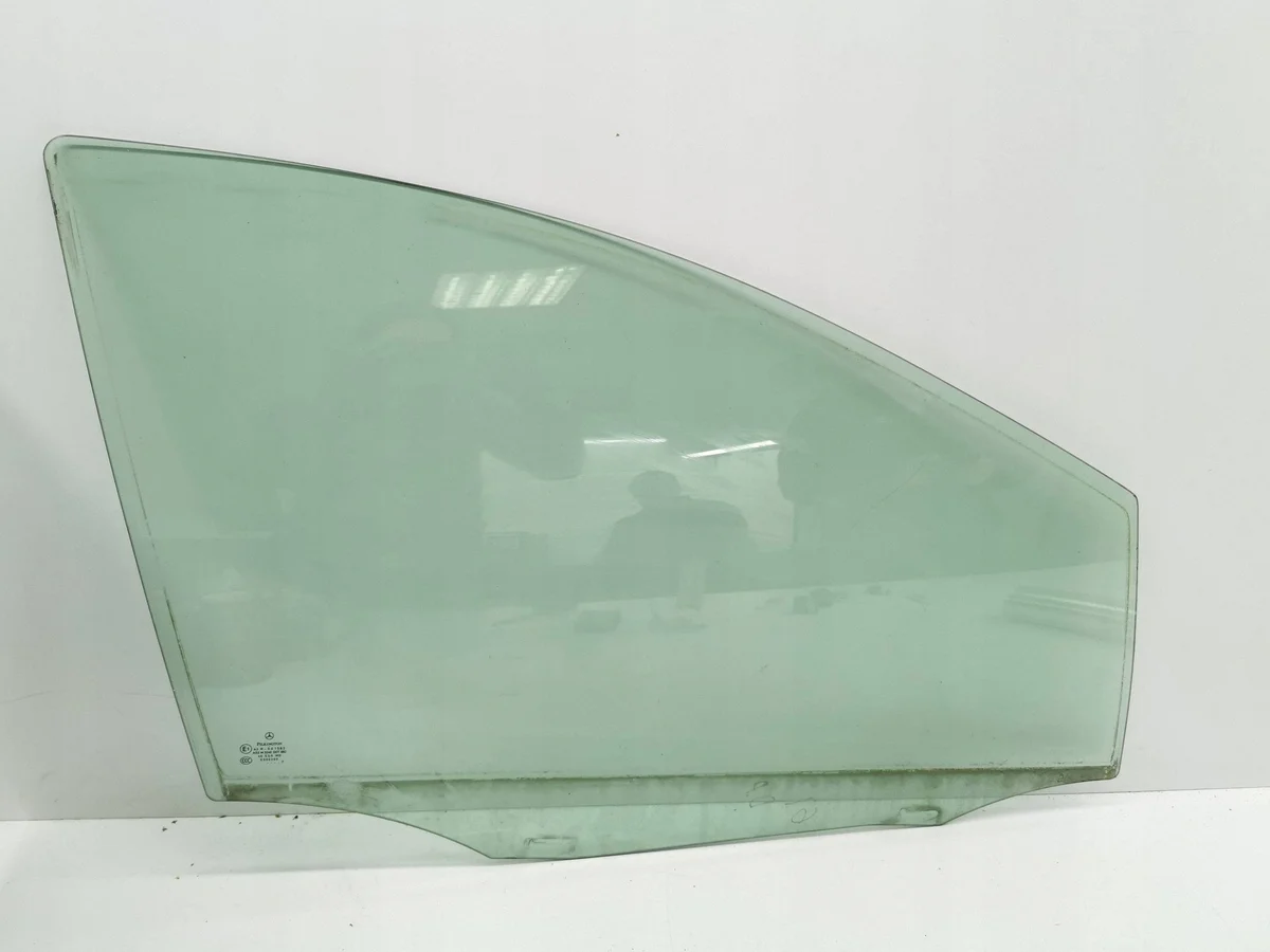 Mercedes-Benz A W169 2010 etuoven lasi image 4