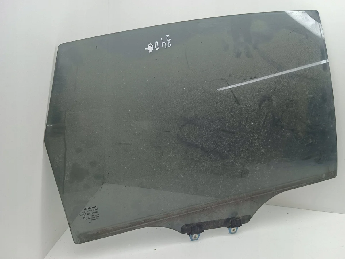 Honda CR-V 2008 Rear Door Window Glass