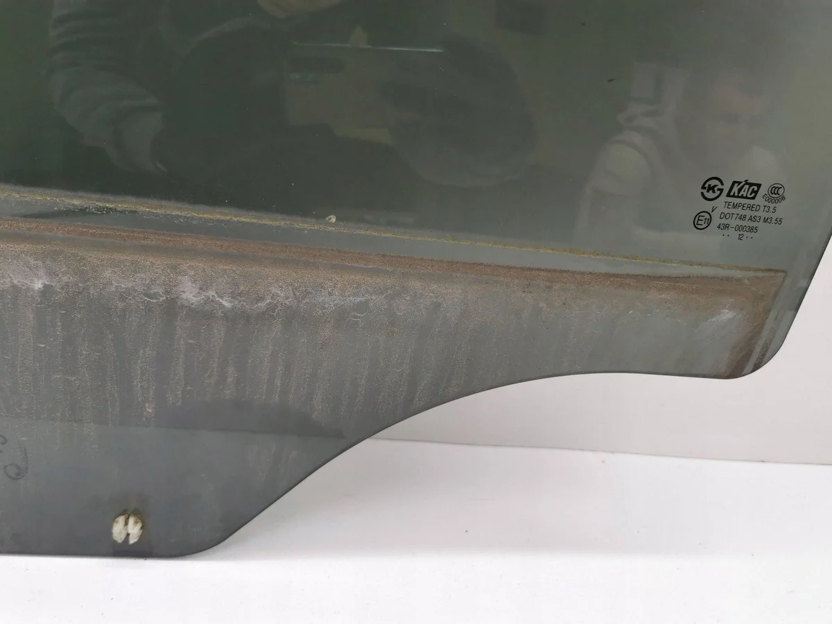 Opel Antara 2012 Vitre Arrière Gauche image 3