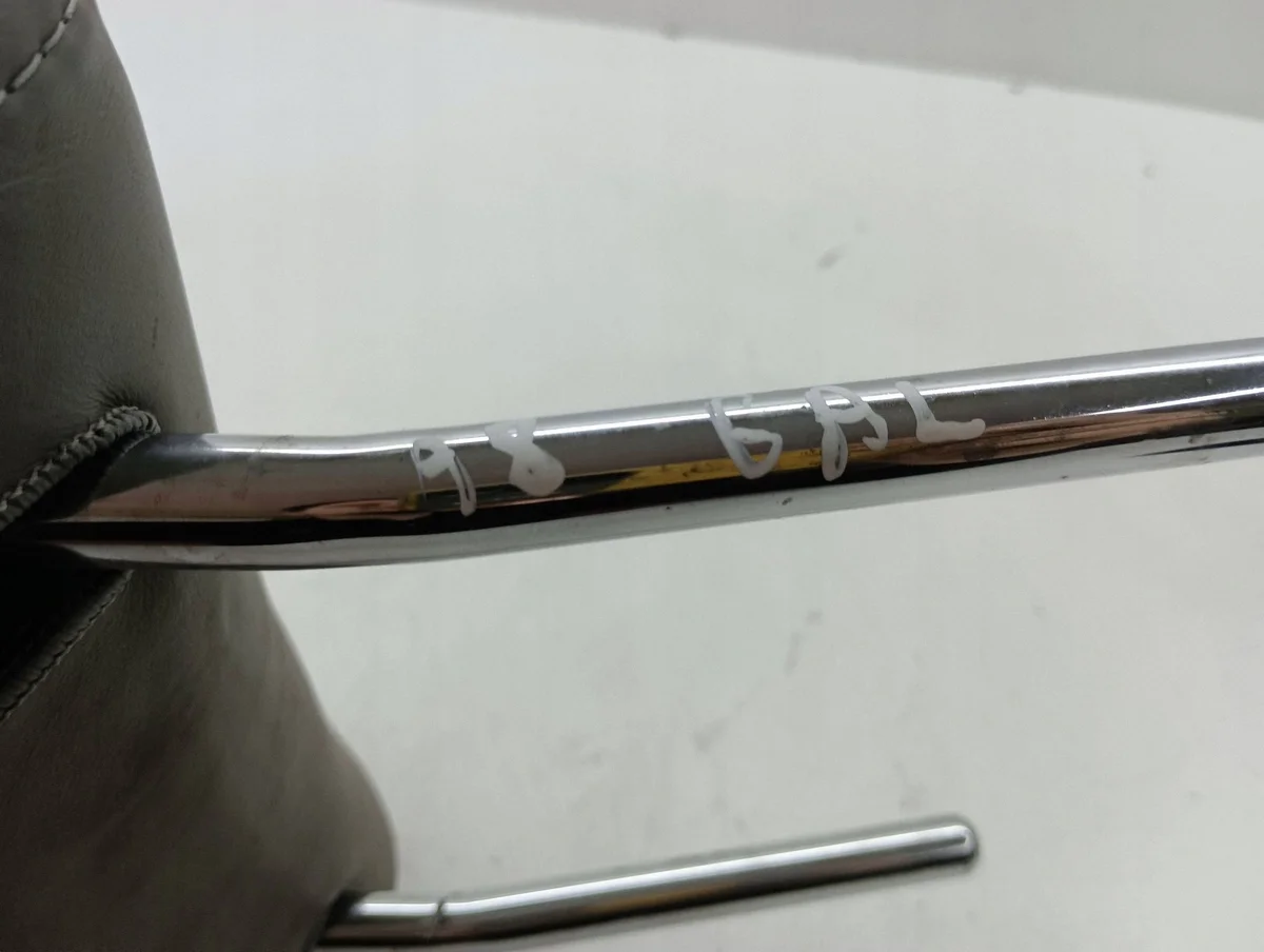 Audi A8 S8 D3 4E Apoio de Cabeça Traseiro Esquerdo image 5