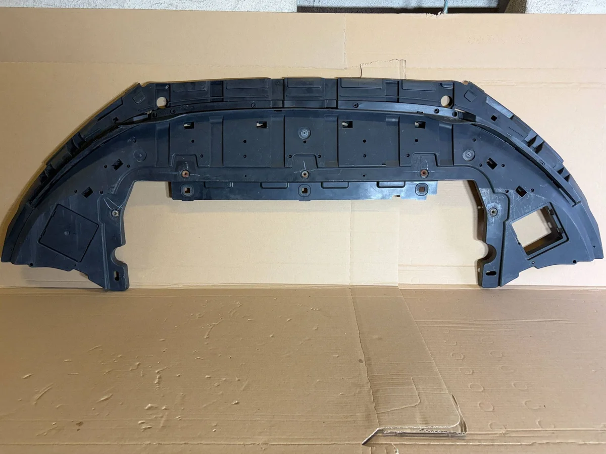 Volvo V40 II Underkjol Fram 31383735 image 4
