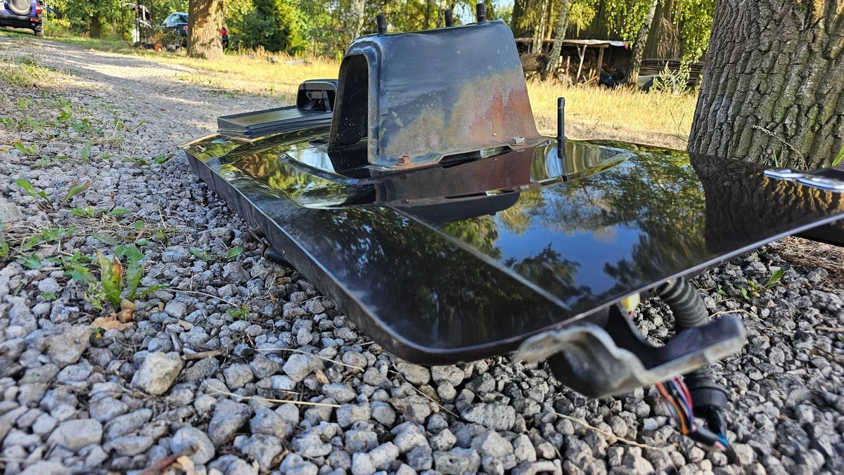 Bagklucka Suzuki XL7 I KOY110 image 4
