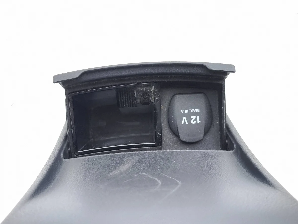 Gniazdo 12V Mercedes B W246 A2466460069 image 7