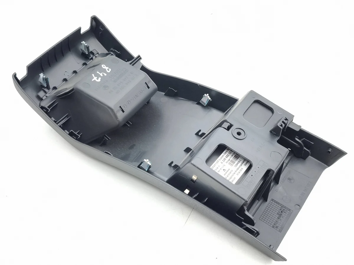 Gniazdo 12V Mercedes B W246 A2466460069 image 8