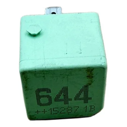 Relè 12V 4H0951253 Audi Seat Skoda VW Usato