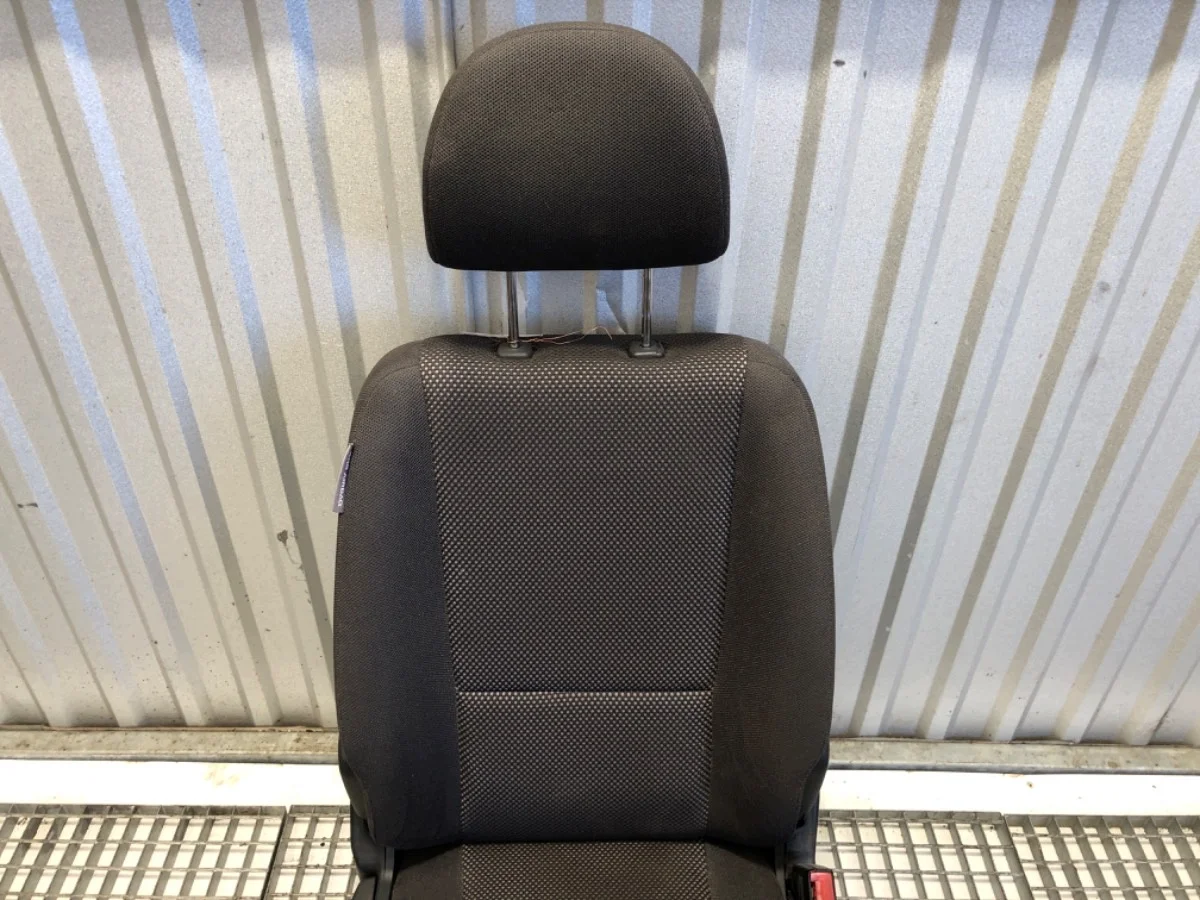 Asiento delantero derecho Kia Sportage II image 3