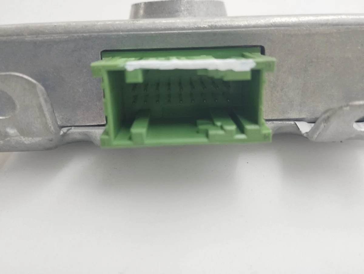 BMW 5 E60 E61 Door Module 61356957762 image 3