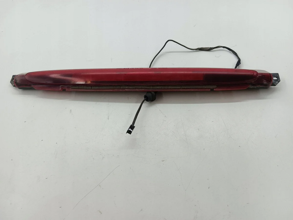 Tercera luz de freno Saab 9-7X 2006 OEM 15201921
