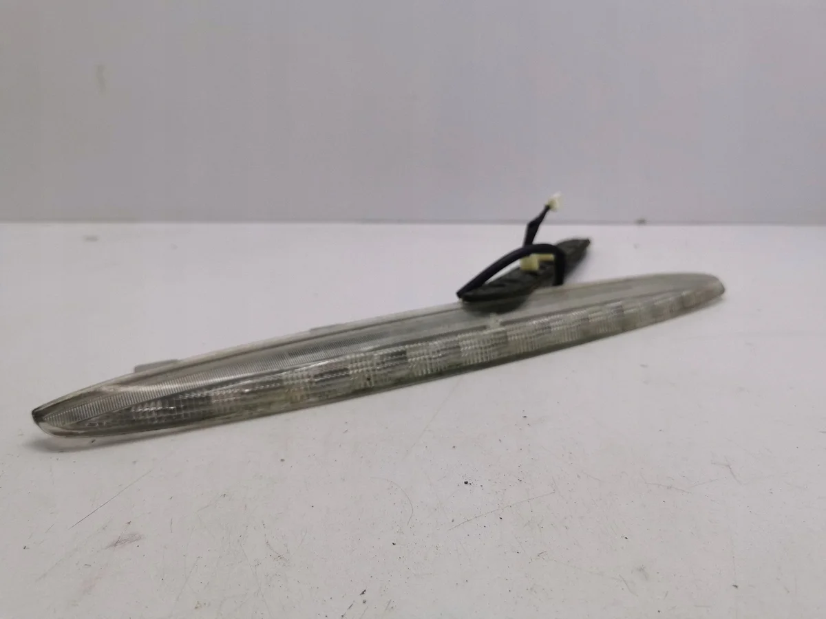 Mazda CX-7 2011 Third Brake Light EH66B0965 image 3