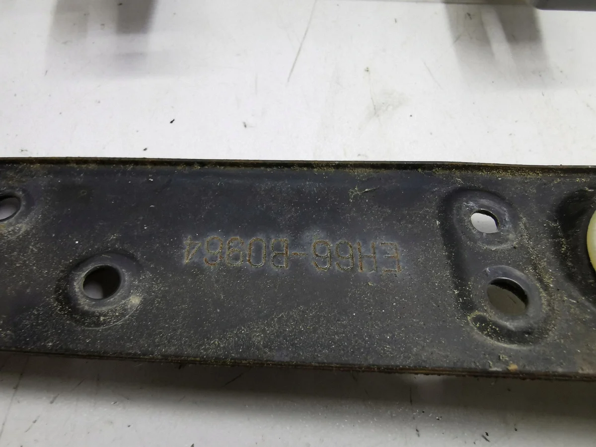 Mazda CX-7 2011 Third Brake Light EH66B0965 image 6