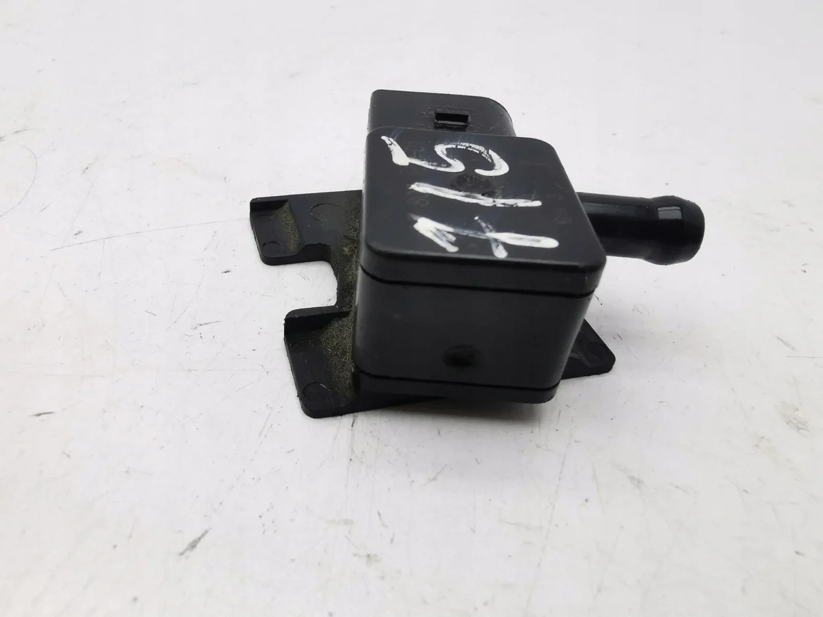 Sensor de Pressão de Escape BMW 5 F10 F11 image 3