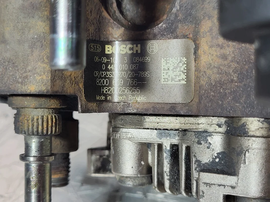 Bomba inyección 1.9 dci Renault 0445010087 image 3