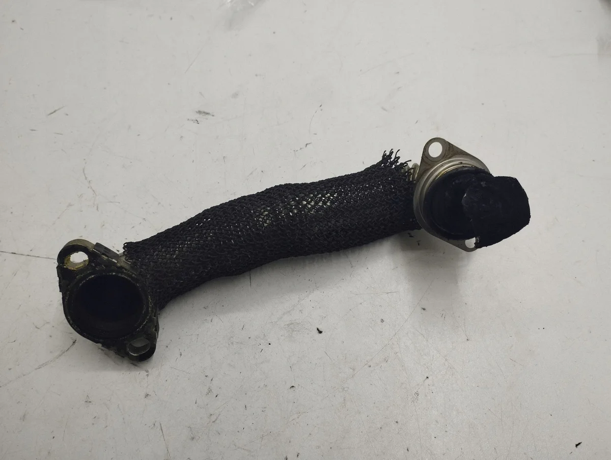 Ford Focus EGR-rör, begagnad, OEM AMD100148 image 3