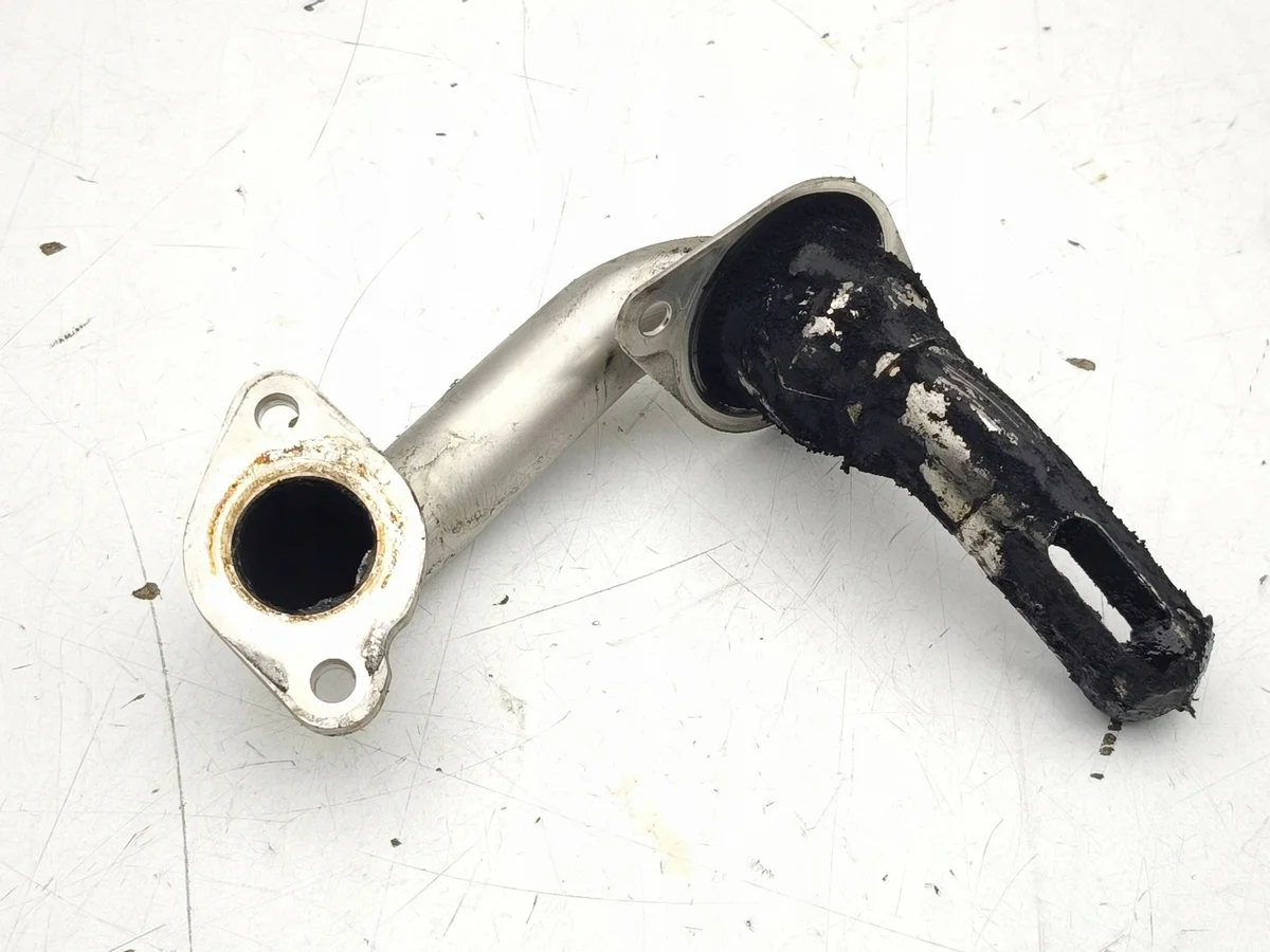 Mercedes W176 EGR-putki A6511402208 Käytetty
