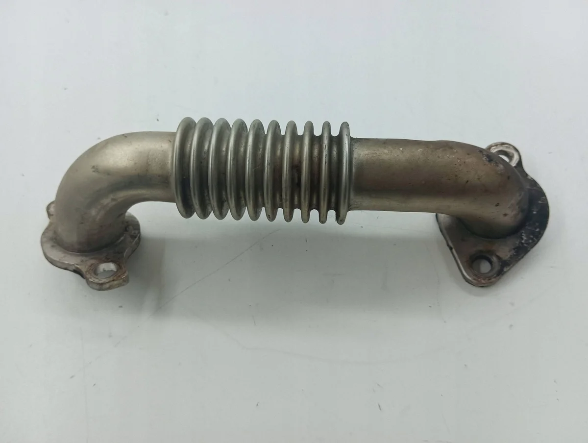 Honda CR-V EGR Kylarrör Använd AMD104379 image 4