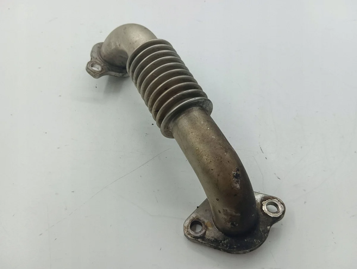 Honda CR-V EGR Kylarrör Använd AMD104379 image 5