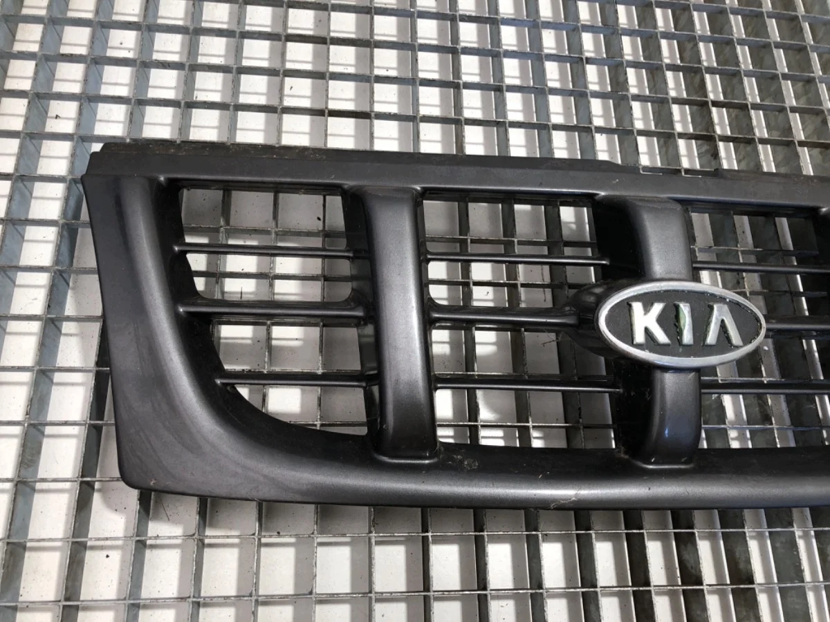Kia Sportage 94-05 Grill Grille Used