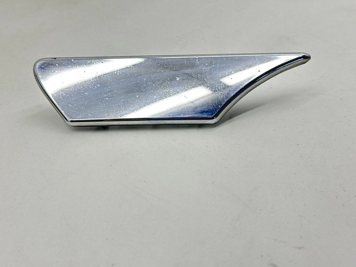 Cromado Parachoques Delantero Derecho Ford Kuga MK1