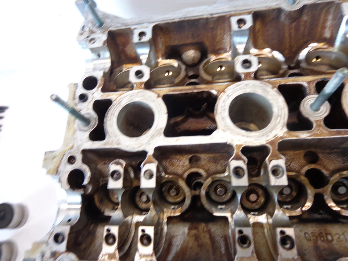 Cabeçote Skoda Octavia 1.8 20V Turbo AUM Usado image 3