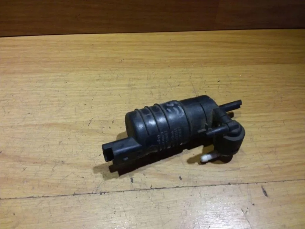 Renault Kangoo Washer Pump 7700431079 image 3