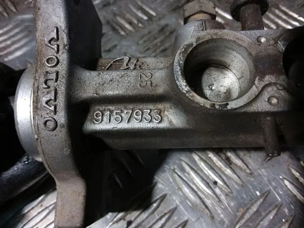 Cilindro de freio Volvo V70 II 9157933 image 3