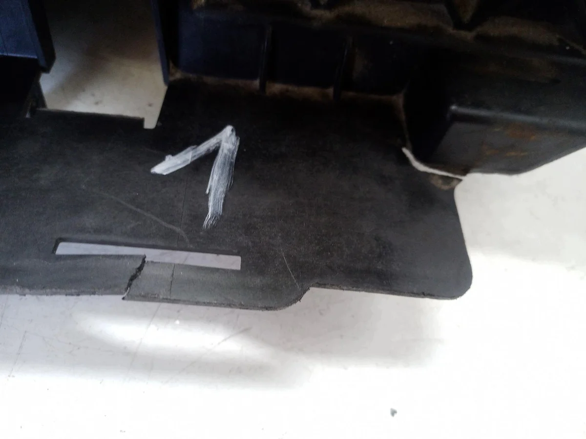 Batteriehalter Renault Trafic III 244460003R image 4