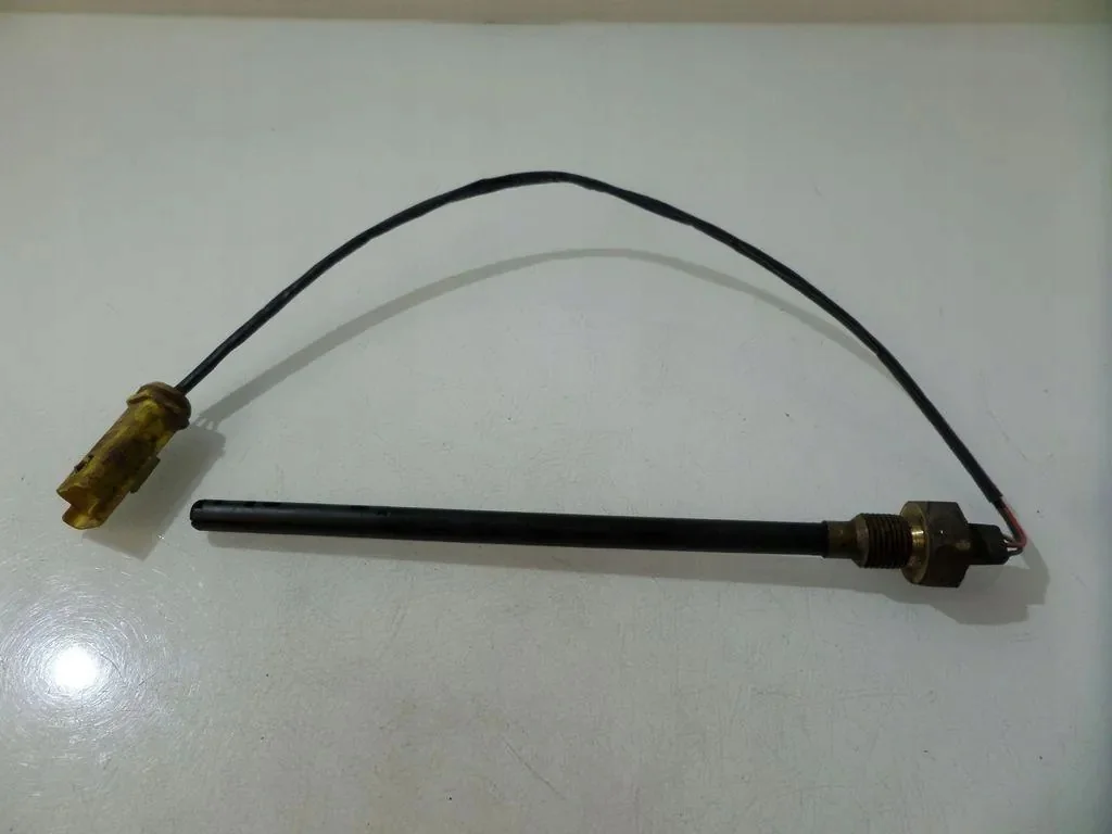 Sensore livello olio Peugeot 96321685 usato
