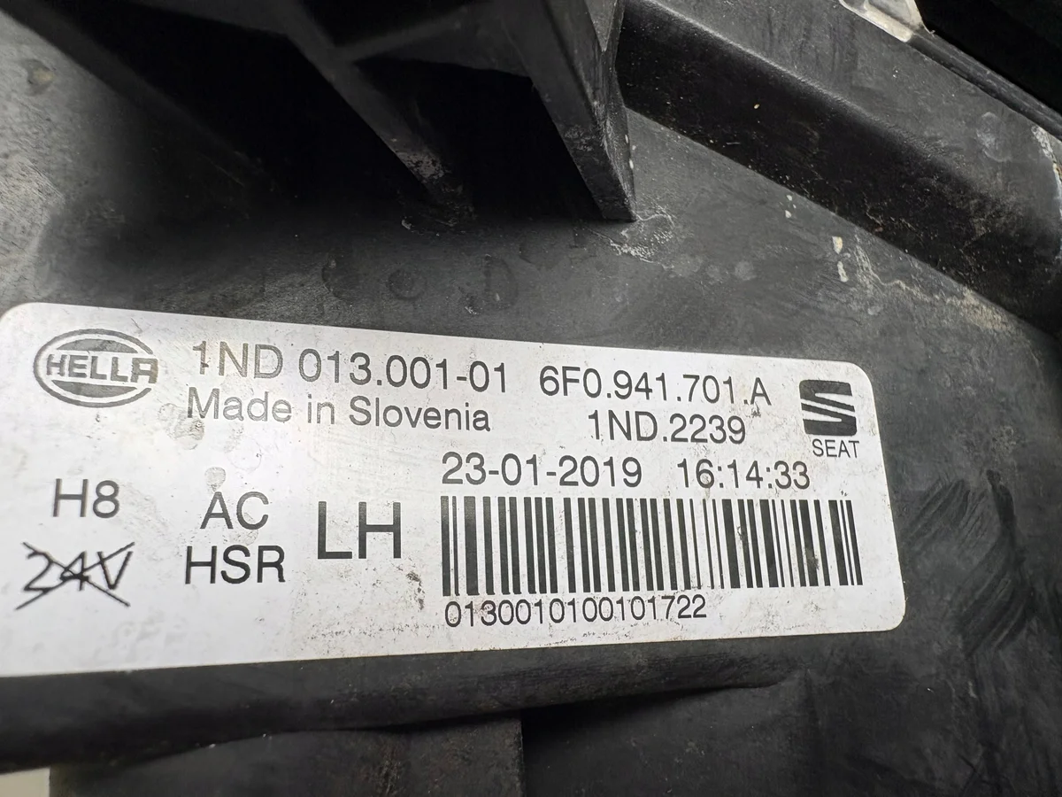 Farol SEAT IBIZA V Esquerdo Usado 6F0941701A image 7