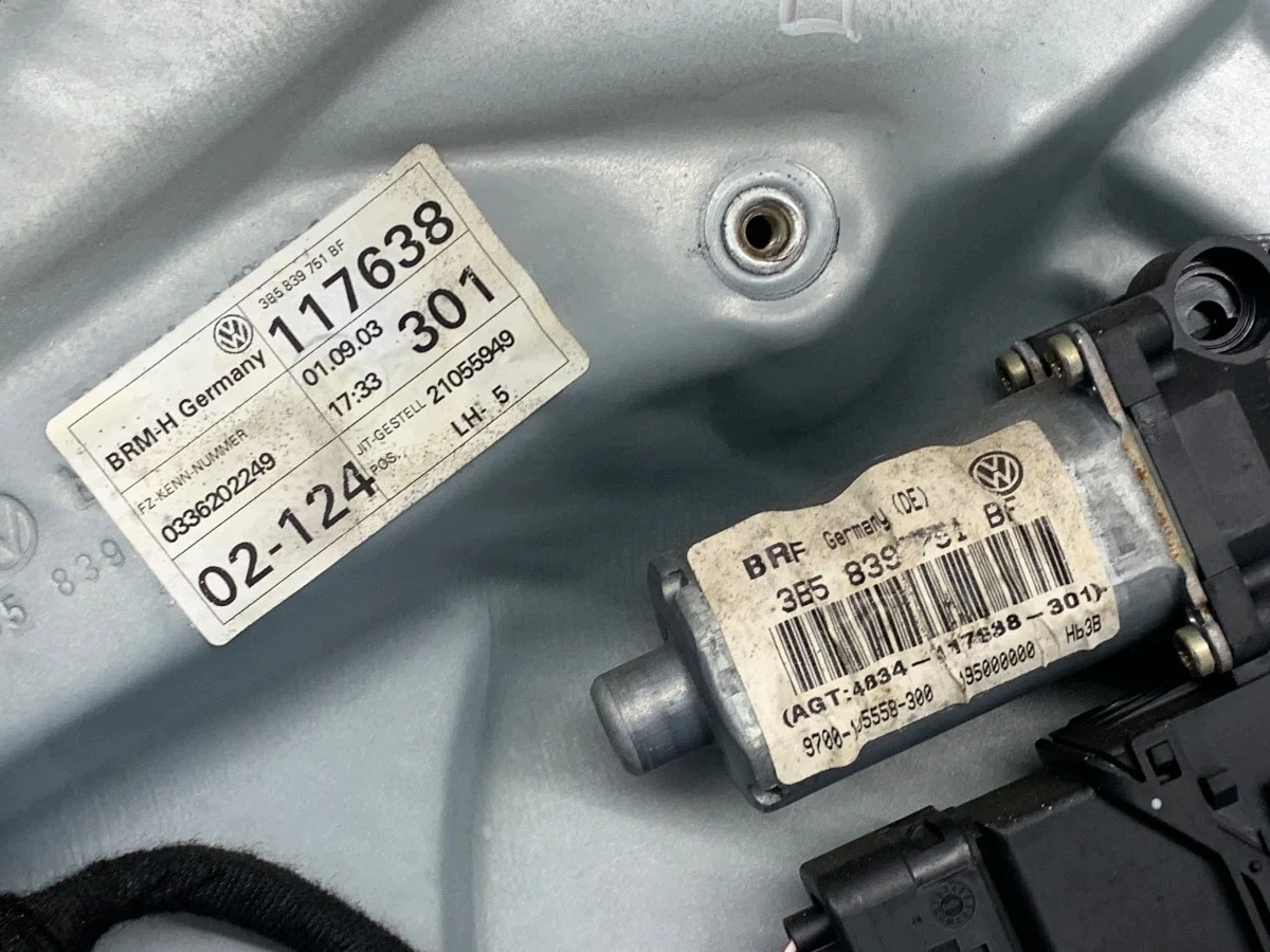Elhiss vänster bak VW Passat B5 FL image 3