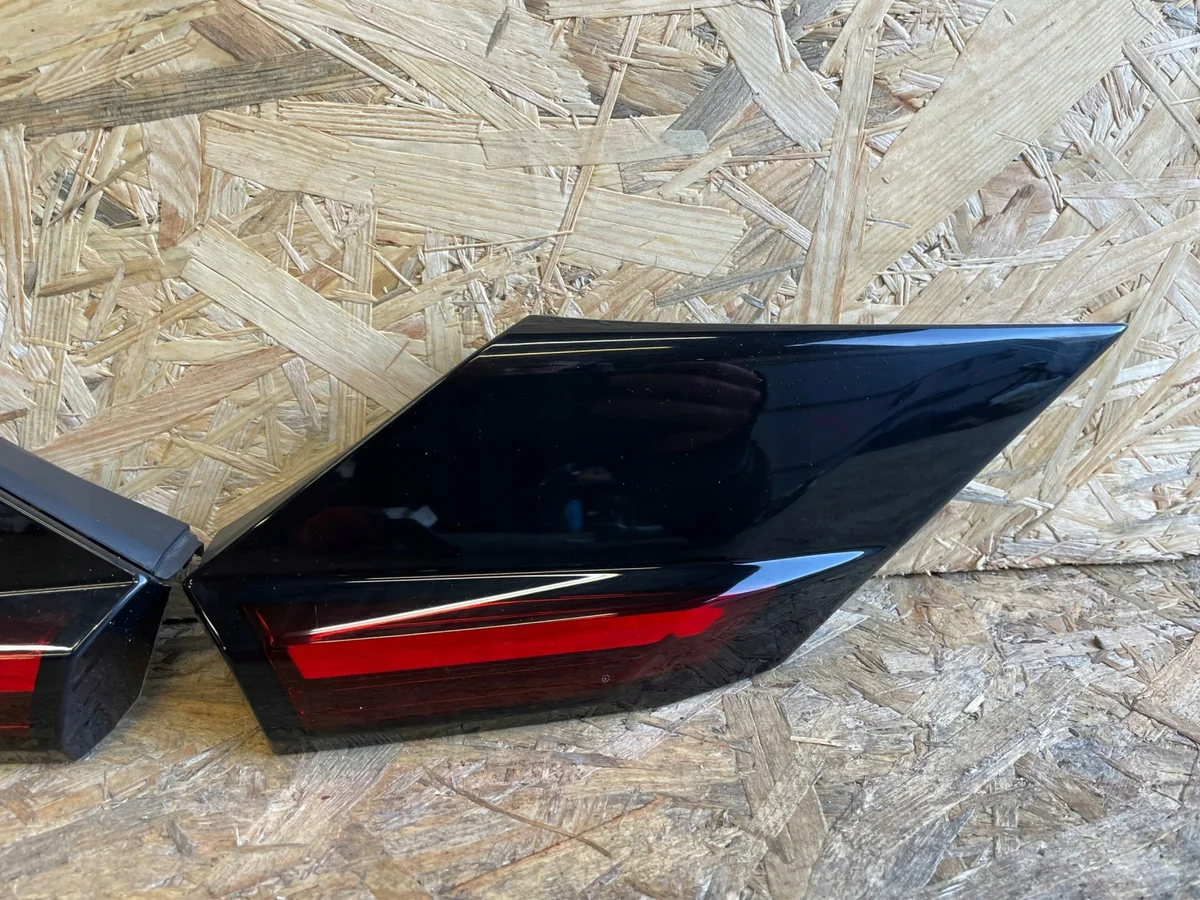 Citroen C4 III Kotflügelleiste Reflektor Links/Rechts image 3