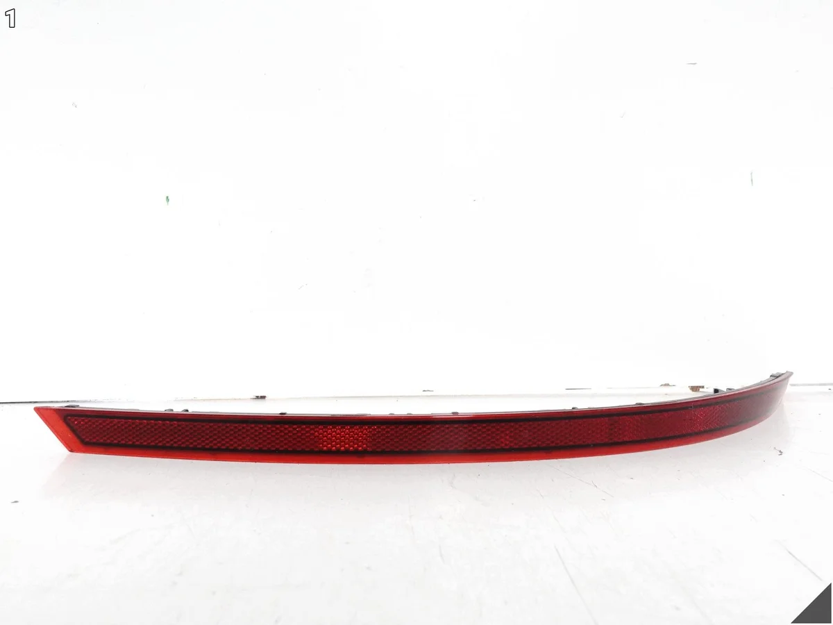 Skoda Superb B9 Rear Reflector Right Used