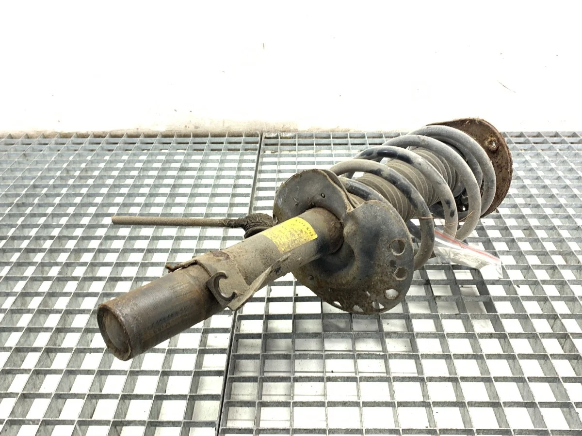 Used Front Left Shock Absorber Volvo XC60