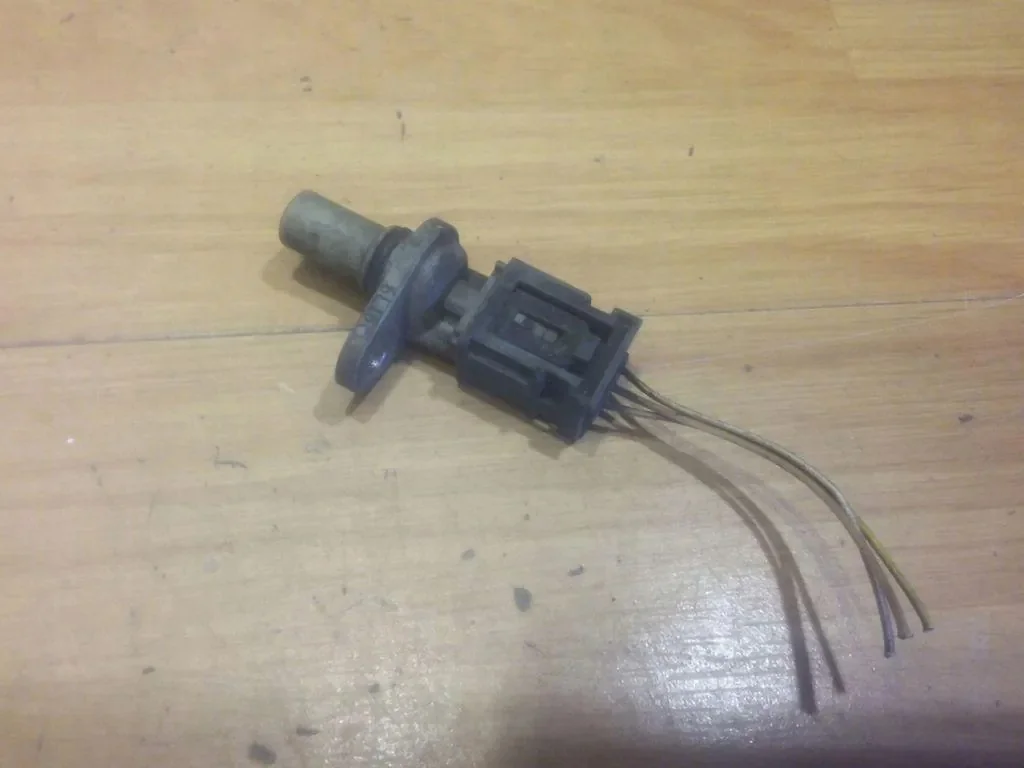 Ford 6C1112K-073AA Sensor Posición Árbol Levas image 3