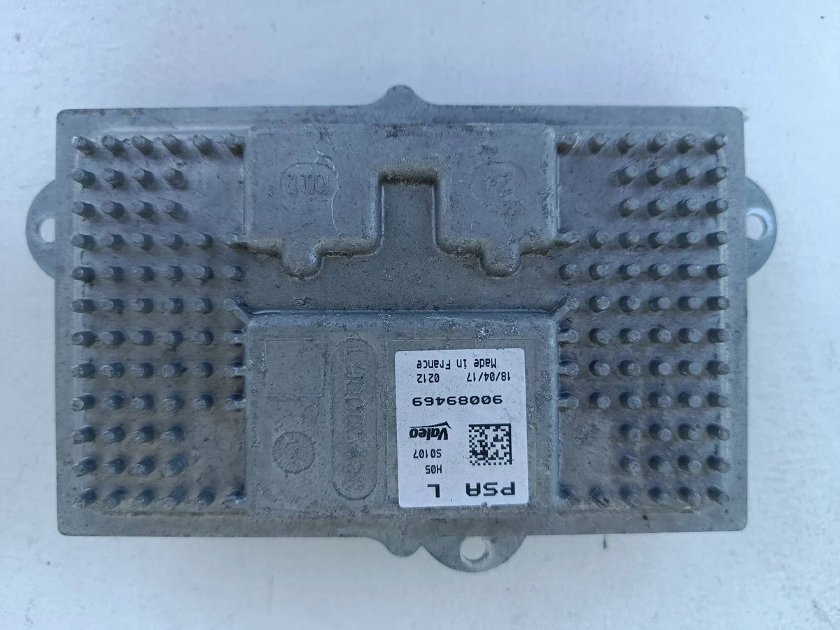 Module LED Peugeot 3008 II 5008 90089469 image 3