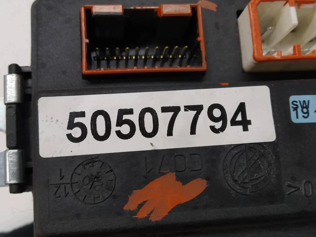 Módulo Porta Dianteira Esquerda Alfa Romeo GT image 3