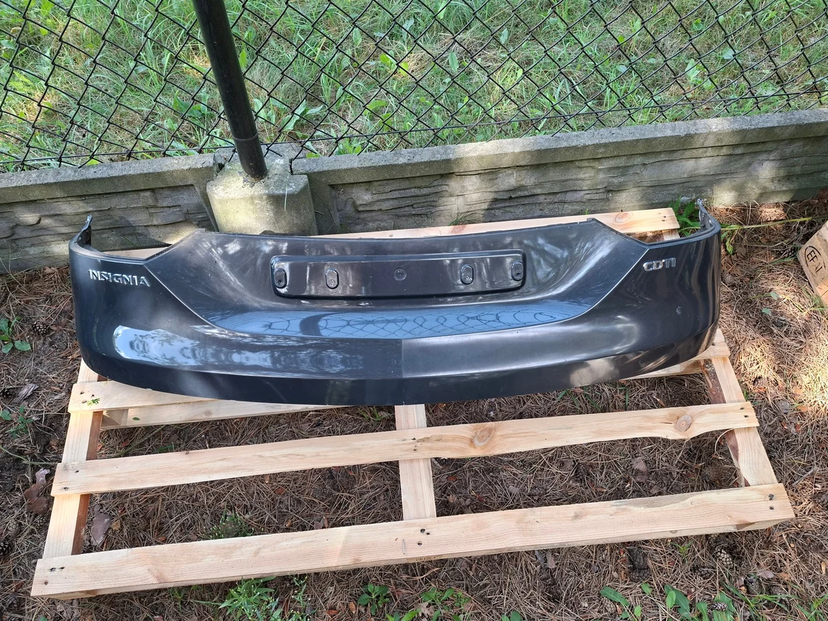 Opel Insignia A Lift Kombi Tailgate Trim