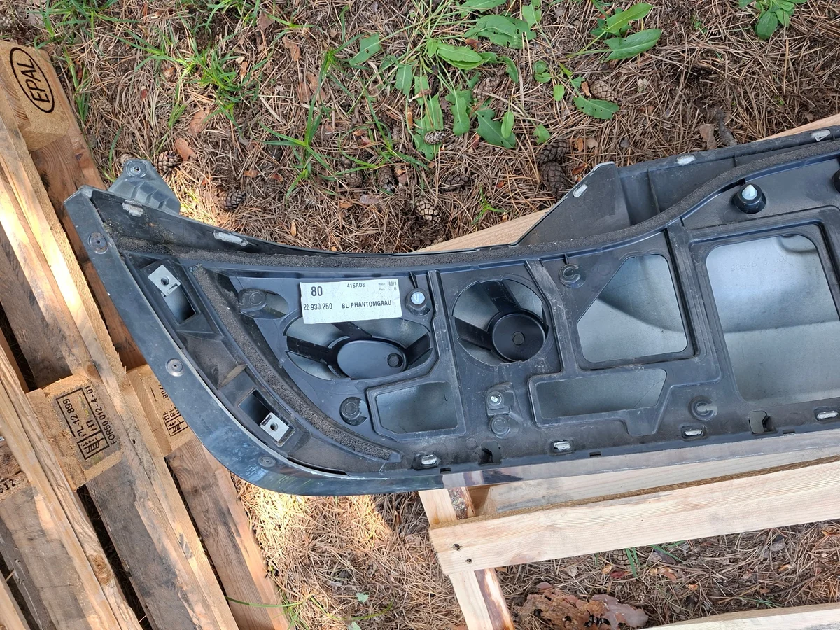 Opel Insignia A Kombi Baklucka Plast Z190 image 7